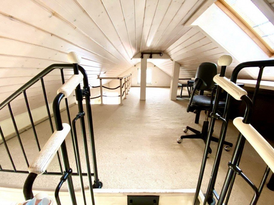 IQ8DBU_Y Dachgeschosswohnung Stuttgart