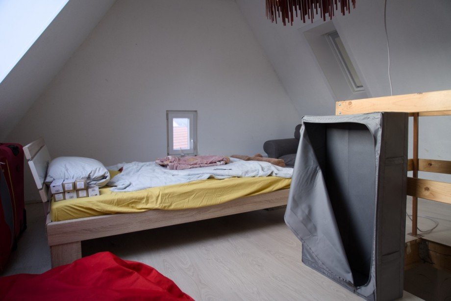 Dach 4 Einfamilienhaus G�ufelden