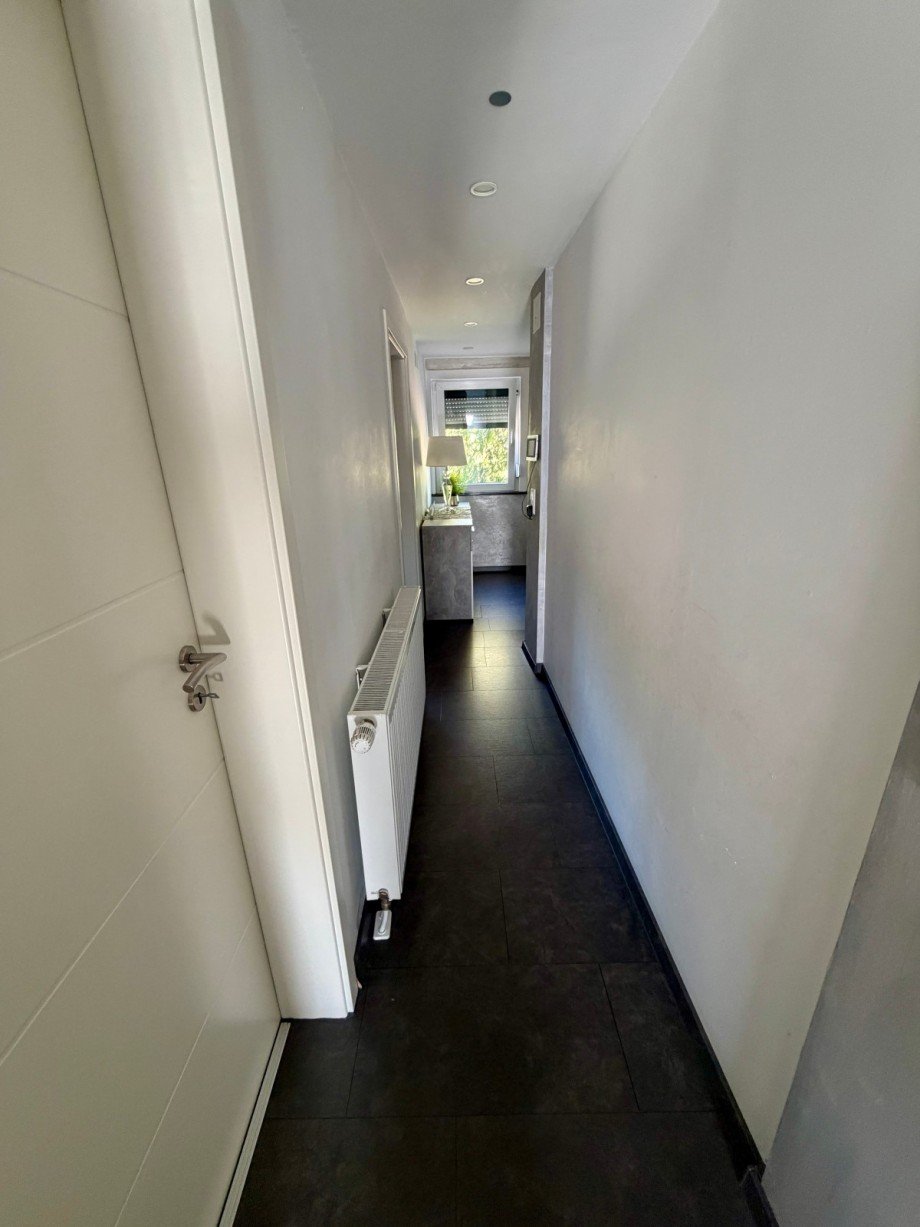 Flur 1. OG Reihenhaus Urbach