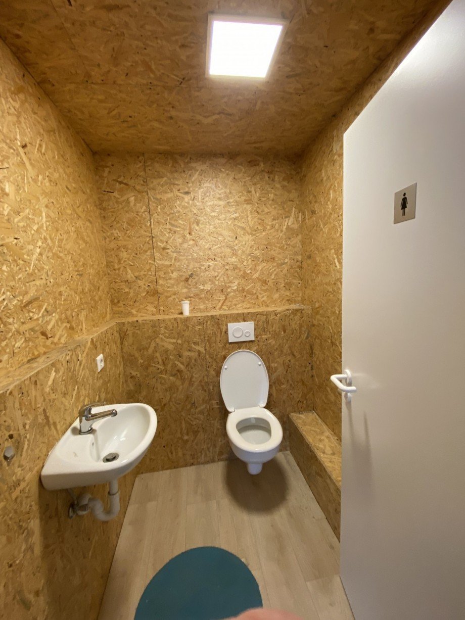 13 Toilette Lager Calw