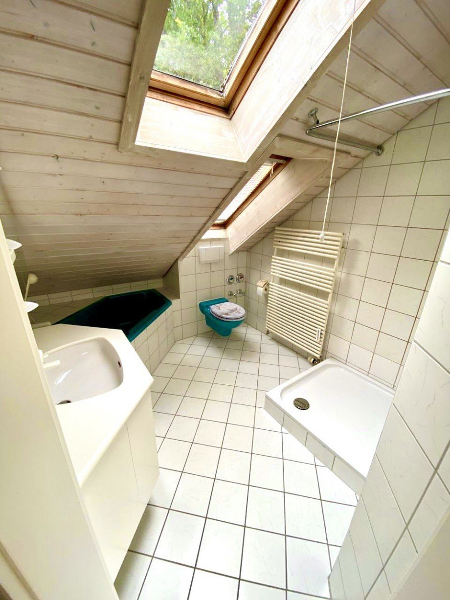 Bad Dachgeschosswohnung Stuttgart
