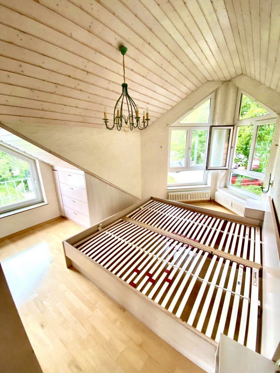 Schalfzimmer Dachgeschosswohnung Stuttgart
